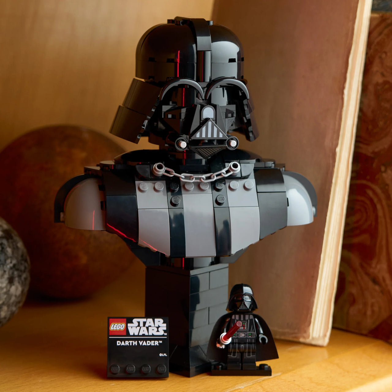 LEGO® Star Wars™ - Darth Vader™ Bust  75439