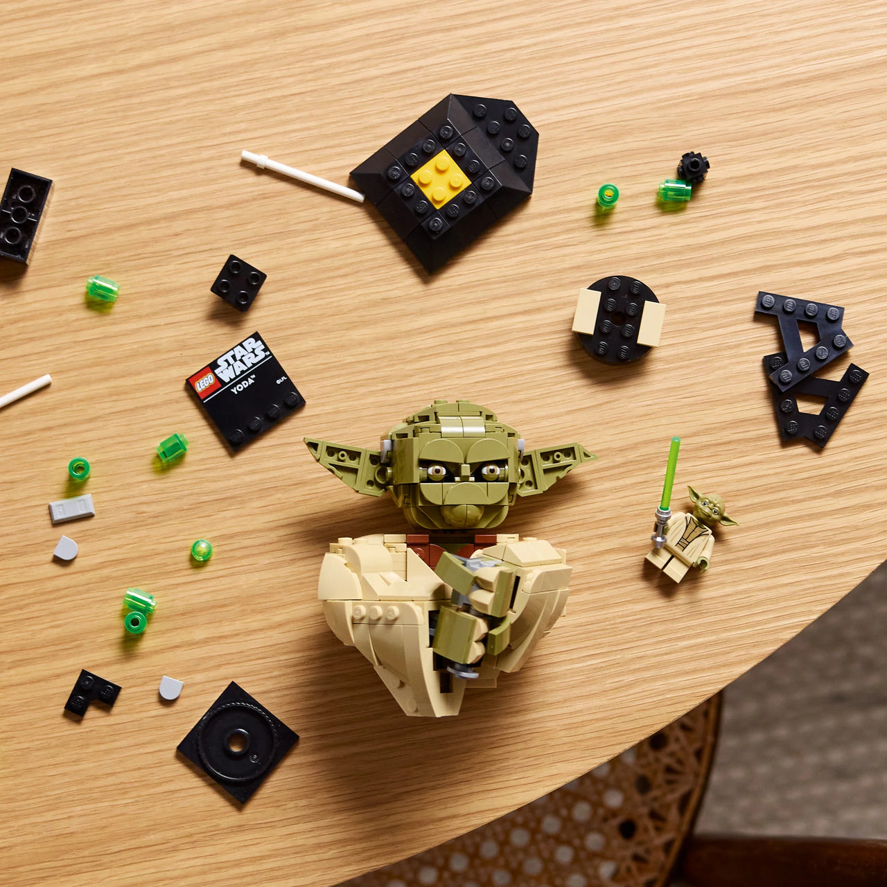 LEGO® Star Wars™ - Yoda™ Bust 75438